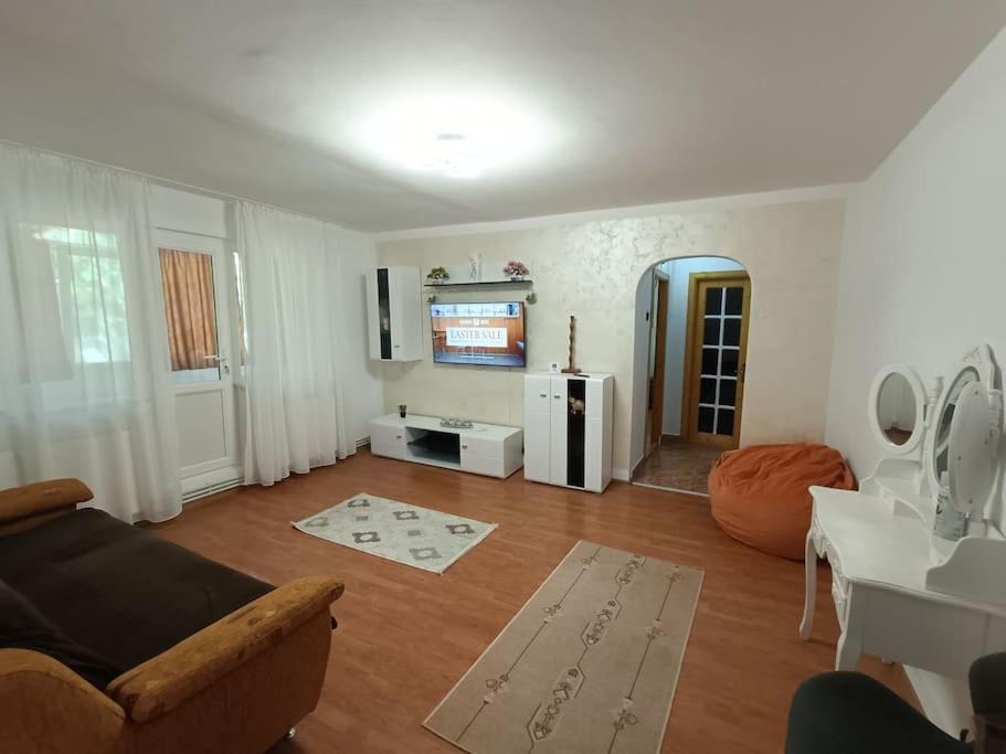 Apartament Alis2011 Buzau Exterior photo